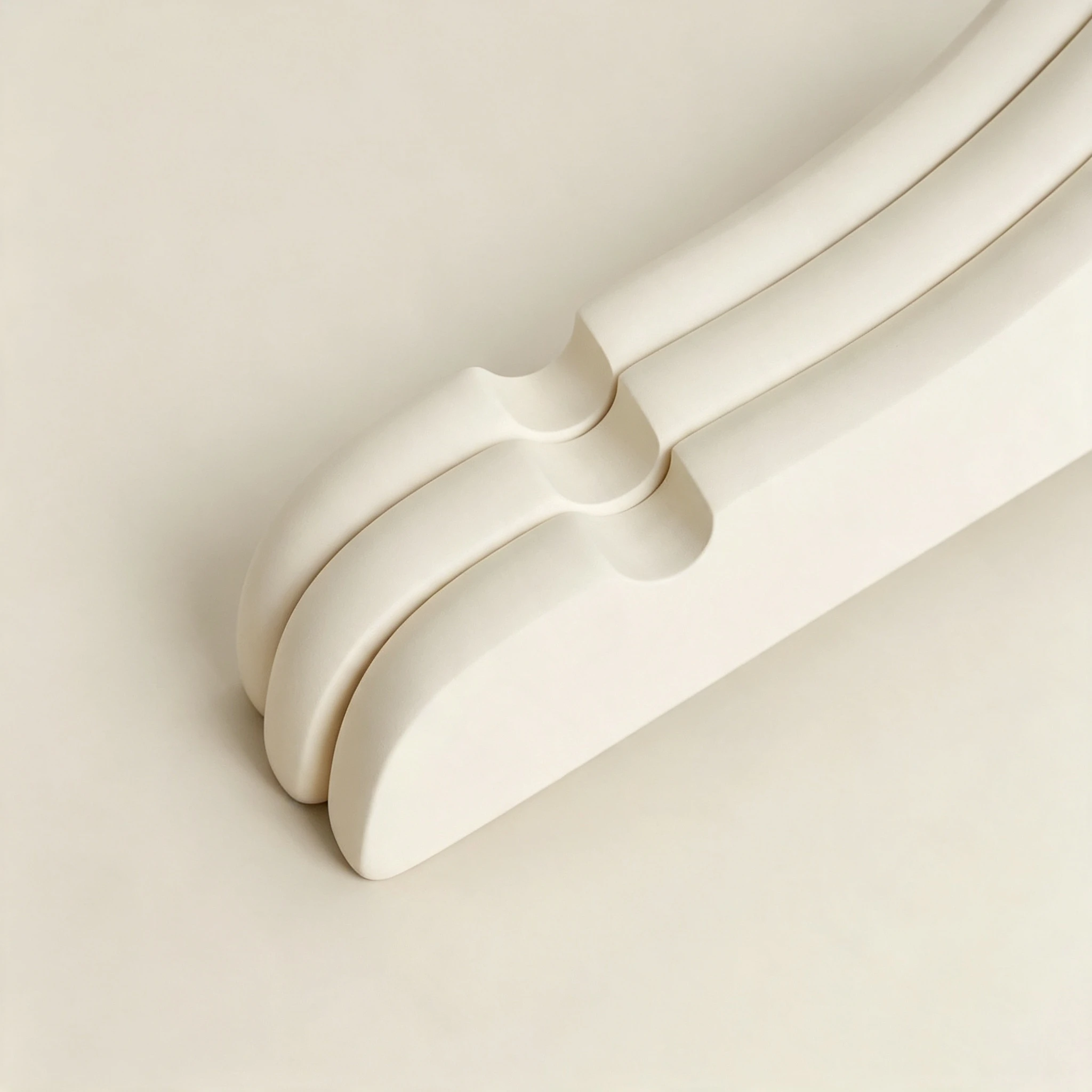 White Lacquered Solid Wood Hanger