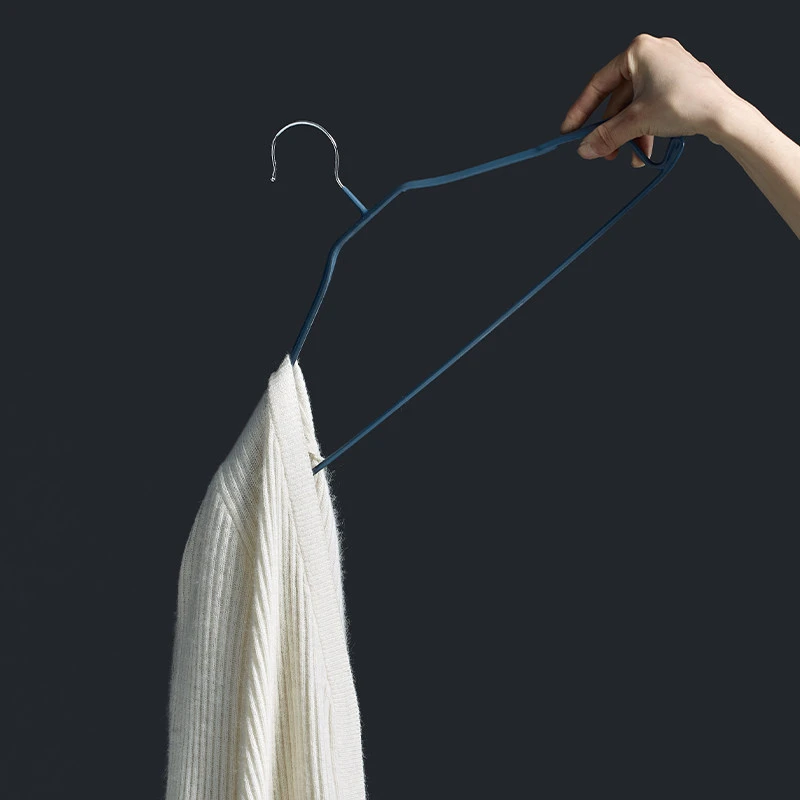 Wide-Shoulder Non-Slip Dip-Coated Hanger (with Lower Bar)