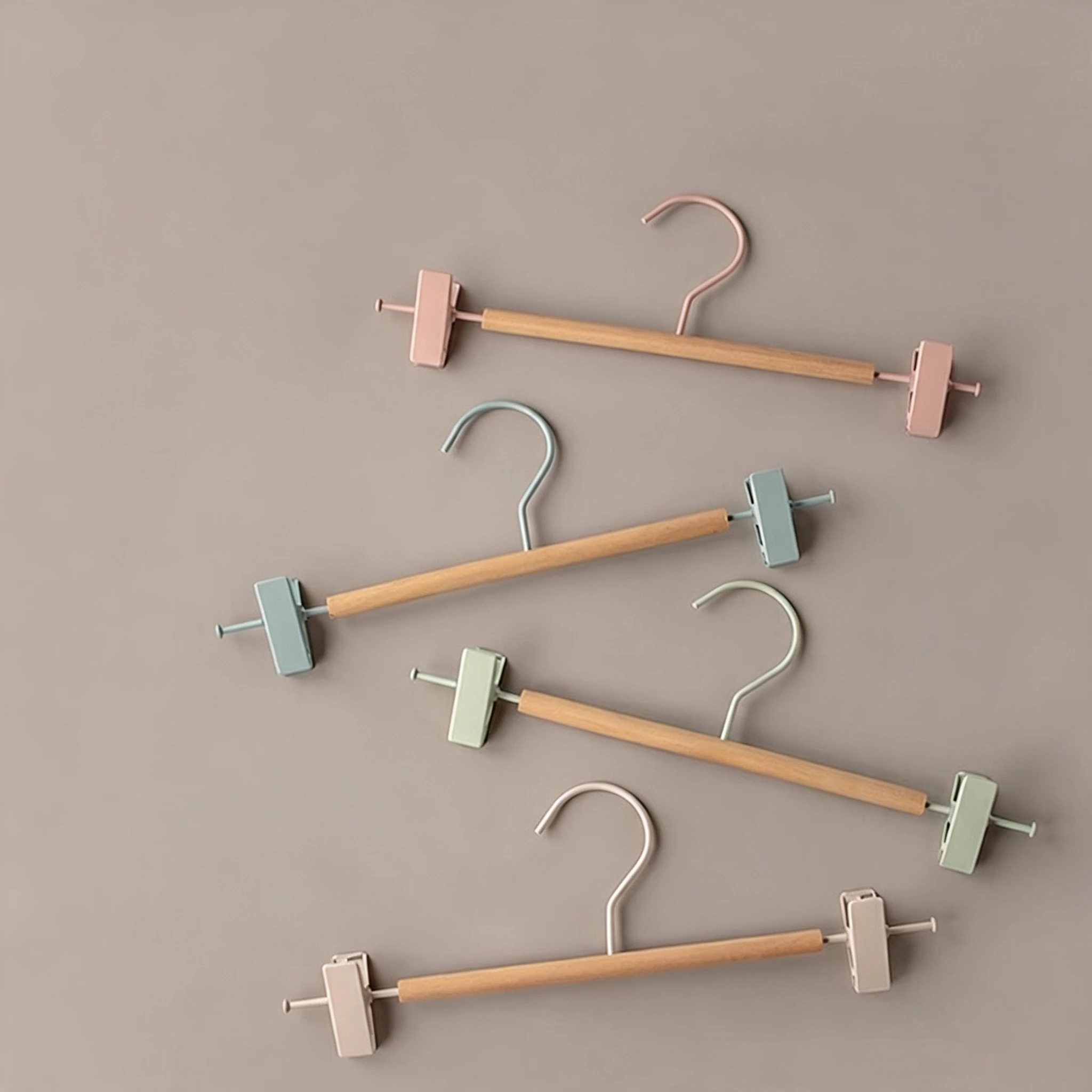 Cylindrical Natural Wood Trouser Clip Hanger