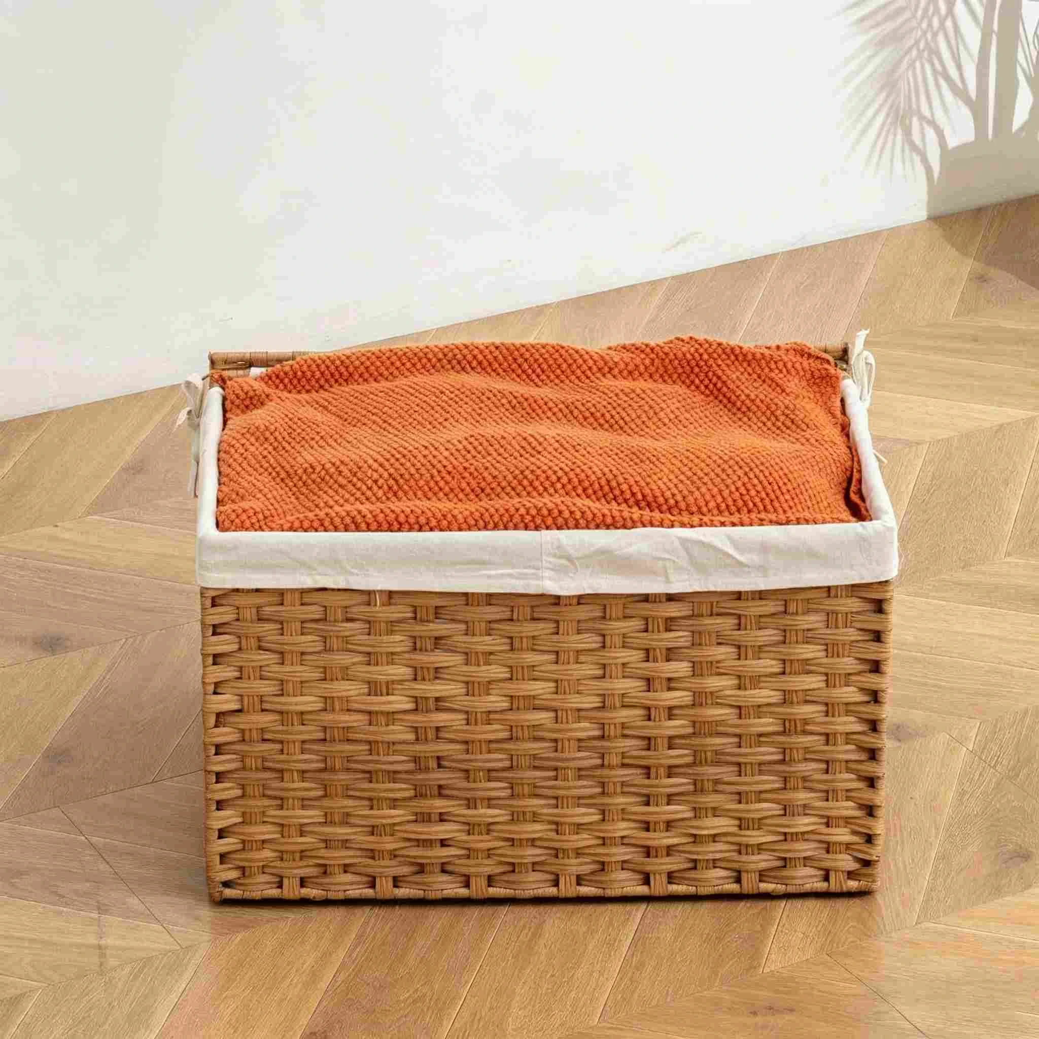 Rattan-Style Lidded Storage Bin with Liner